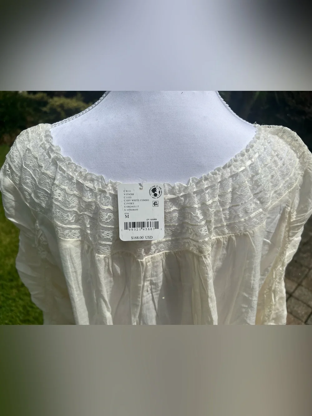 NWT🌷(M) Free People She’s a Romantic Boat Neck Bell Sleeve Lace Paneling Blouse